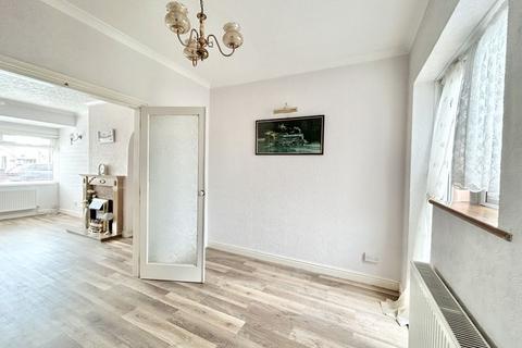 1 bedroom bungalow for sale, Gwydyr Road, Llandudno