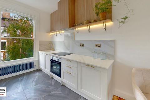 undefined, Alvington Crescent, Hackney, E8