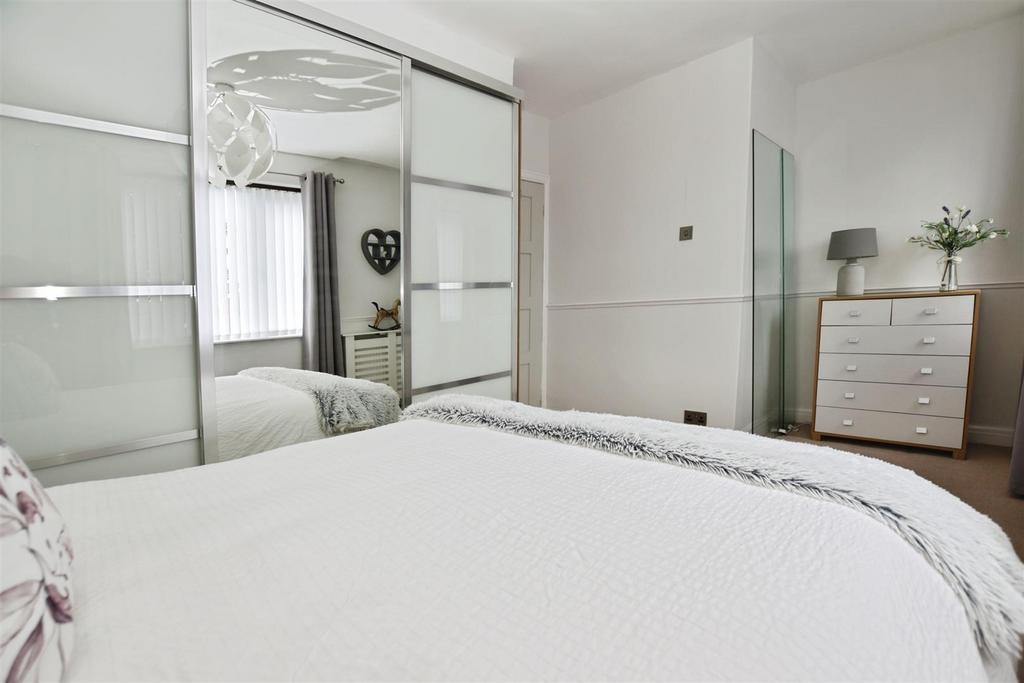 4ac7165a-bed 201c.JPG