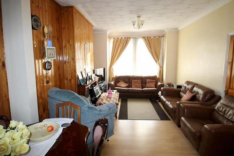 1 bedroom in a house share to rent, Vancouver road, Forest Hill