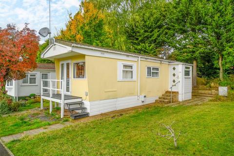 1 bedroom park home for sale, Rose Park, Row Town KT15