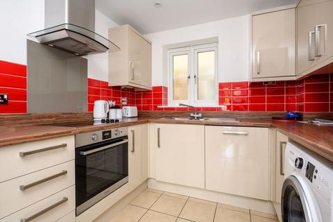 1 bedroom apartment for sale, Church Road, Addlestone KT15
