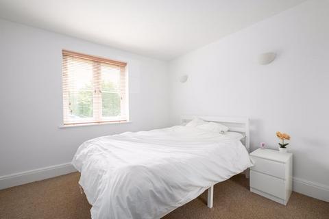 1 bedroom apartment for sale, Church Road, Addlestone KT15