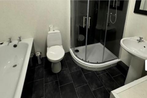 5 bedroom semi-detached house to rent, Tiverton Road, Birmingham B29