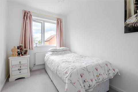 35 Badgers Gate, Dunstable, LU6 2BF