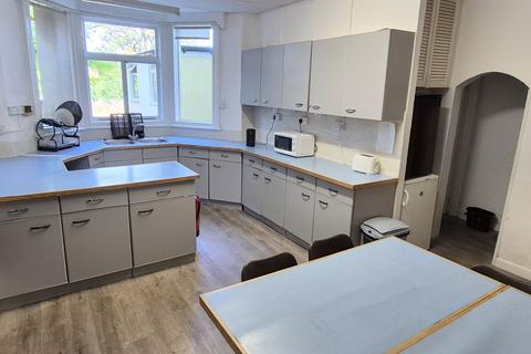 10 bedroom block of apartments for sale, Grosvenor Crescent, Scarborough