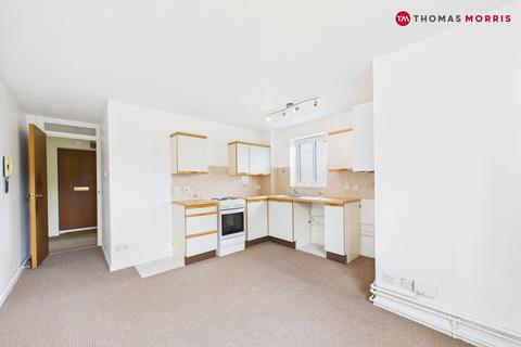 Flat 16, Downsway Court Baldock Road, Royston, SG8 5BG