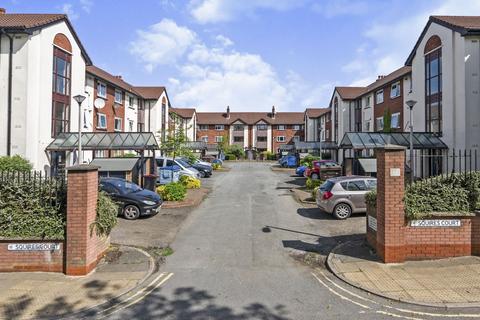 Canterbury Gardens, Greater Manchester M5