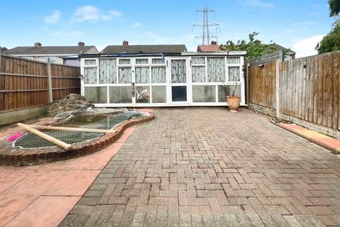 3 bedroom semi-detached house for sale, Dowty Avenue, Warwickshire CV12