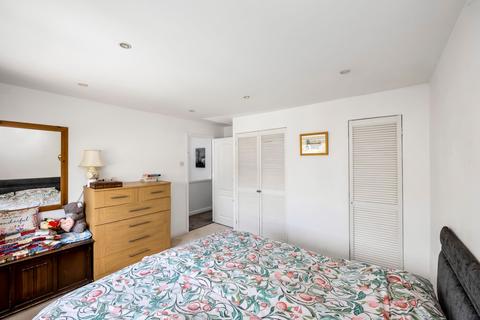 8 Monks Walk, Upper Beeding, Steyning, BN44 3HR