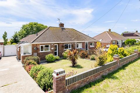 3 bedroom semi-detached bungalow for sale, Wear Bay Road , Folkestone, Folkestone, CT19