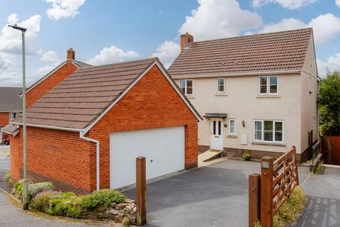 61 Cromwells Meadow, Crediton, EX17 1JZ