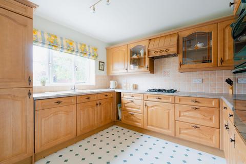 61 Cromwells Meadow, Crediton, EX17 1JZ
