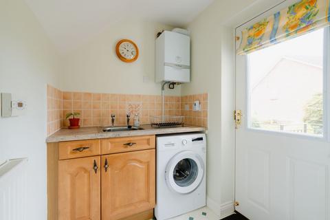 61 Cromwells Meadow, Crediton, EX17 1JZ