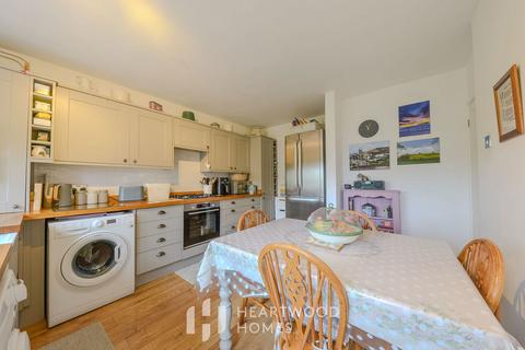 undefined, St. Annes Road, London Colney, St. Albans, AL2 1PA