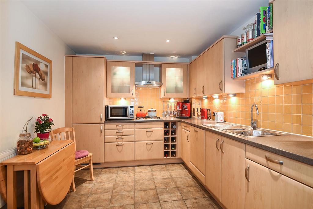 Kitchen: