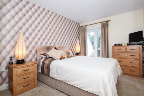 undefined, Lady Aylesford Avenue, Stanmore HA7