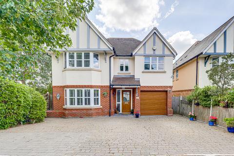 undefined, Whitehouse Chase, Rayleigh, SS6