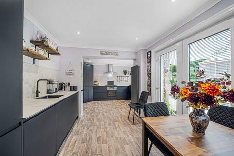 23 Beeches Avenue, Cargenbridge, Dumfries, DG2 8LD