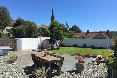 46 North Road, Wells, BA5 2TL