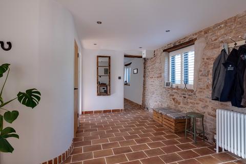 46 North Road, Wells, BA5 2TL
