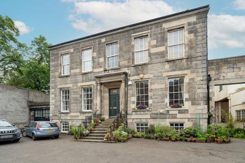 138 Constitution Street, Edinburgh, EH6 6AJ