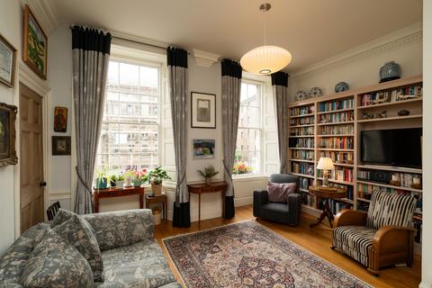 138 Constitution Street, Edinburgh, EH6 6AJ
