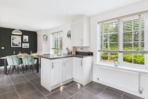 4 bedroom detached house for sale, William Stockton Close, Shavington CW2