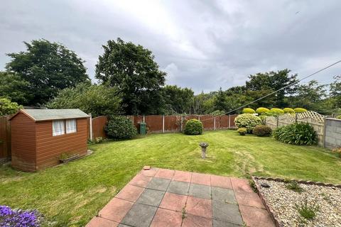 2 bedroom detached bungalow for sale, Gwelfor Estate, Cemaes Bay, Anglesey, LL67