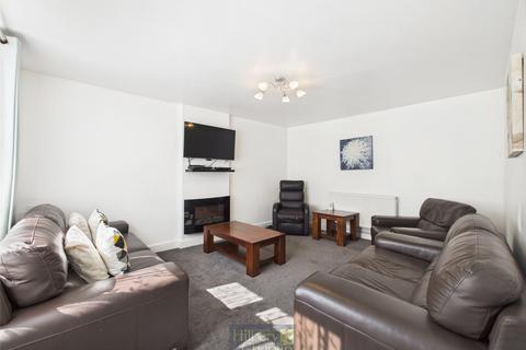 3 bedroom end of terrace house for sale, Crosse Courts, Basildon, Essex, SS15