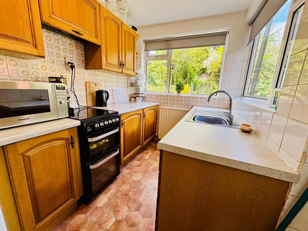 Fitted Kitchen