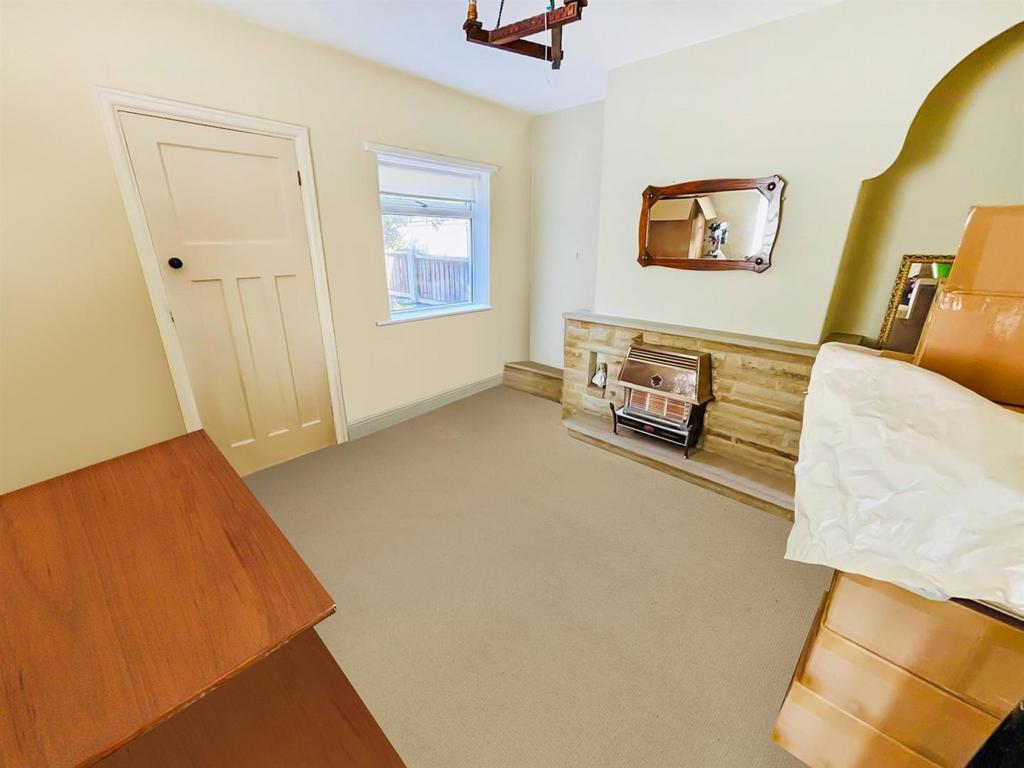 Dining Room: