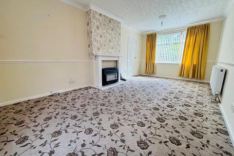 2 bedroom semi-detached house for sale, Whincover Road, Leeds