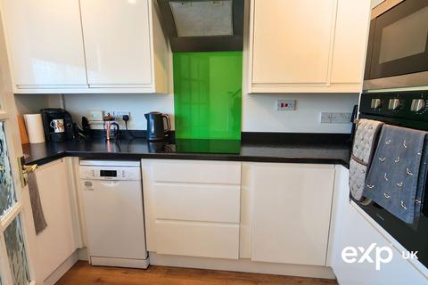 undefined, Pryors Walk, Poole BH16