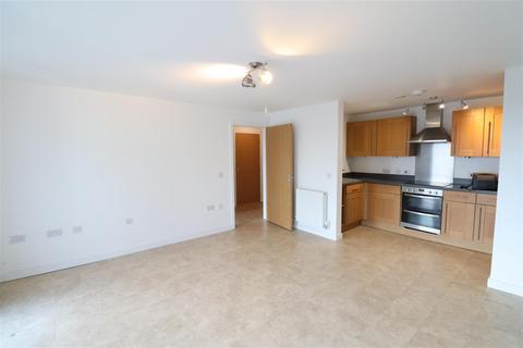 2 bedroom flat to rent, Monticello Way, Coventry CV4