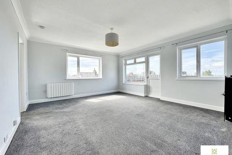 3 bedroom apartment for sale, Claymond Court, Durham TS20