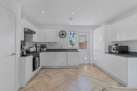 51 Palace Road, Bromley, BR1 3JU