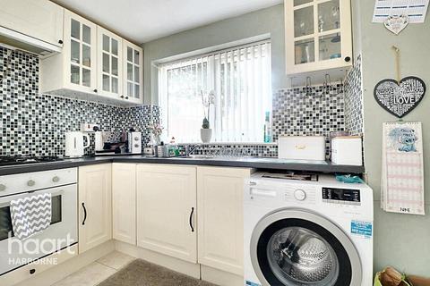 3 bedroom maisonette for sale, Middlehill Rise, Woodgate