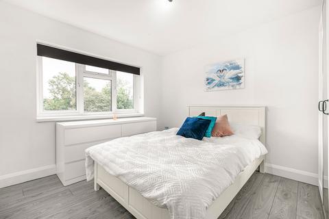 Flat 28, Berney House Upper Elmers End Road, Beckenham, BR3 3EE