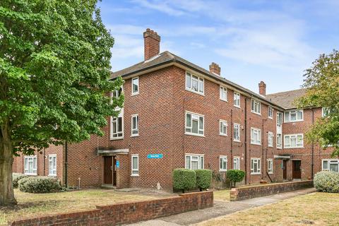 Flat 28, Berney House Upper Elmers End Road, Beckenham, BR3 3EE