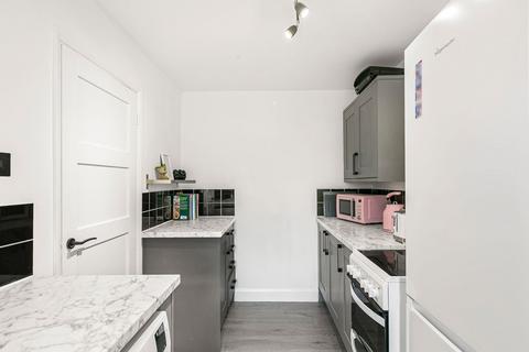Flat 28, Berney House Upper Elmers End Road, Beckenham, BR3 3EE