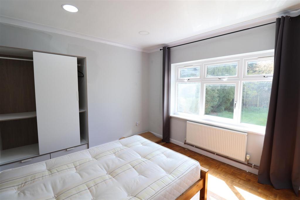 Double Bedroom 2