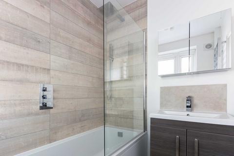 2 bedroom apartment for sale, STOCKWELL