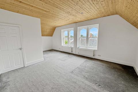 1 bedroom in a house share to rent, Cathedral Road, Cardiff, CF11