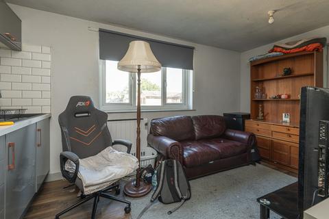 1 bedroom flat for sale, The Maltings, Mirfield WF14