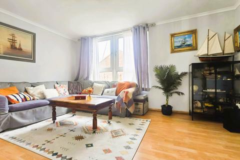 98 Morse Close, London, E13 0HJ