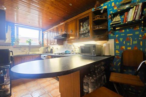 98 Morse Close, London, E13 0HJ
