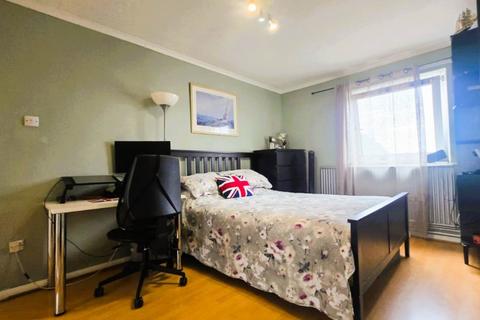 98 Morse Close, London, E13 0HJ
