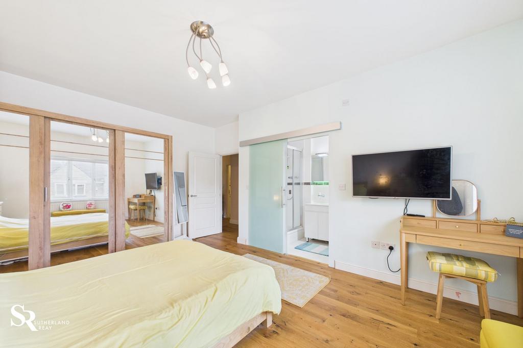 En-suite Bedroom