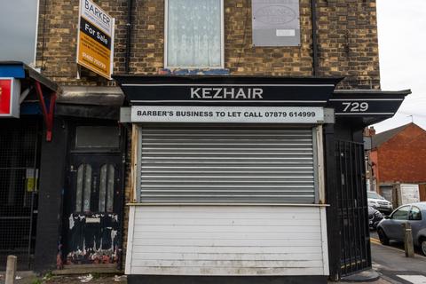 Retail property (high street) to rent, 729 Hessle Rd Hull HU4 6PJ